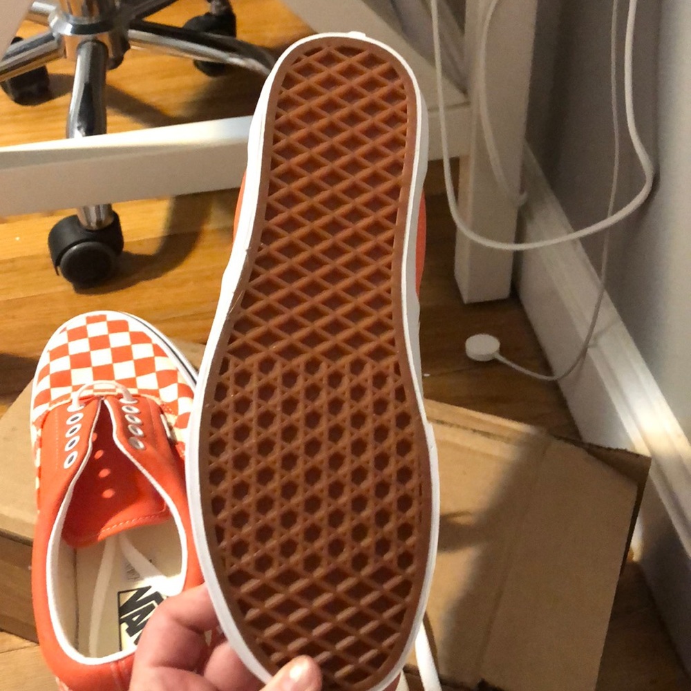 vans - Picture 4 of 5